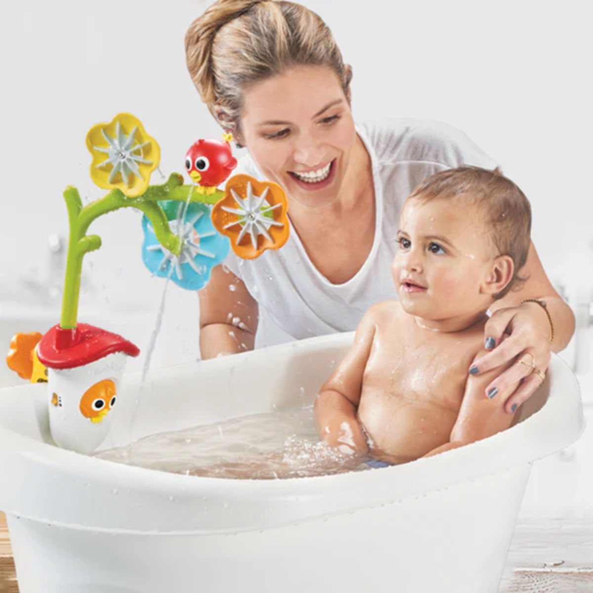 Yookidoo Bath Toy Sensory Bath Mobile 0-24M - Gentle Newborn Bath Experience